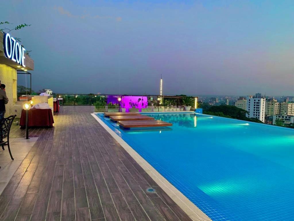 Hotel Noorjahan Grand Sylhet Dış mekan fotoğraf
