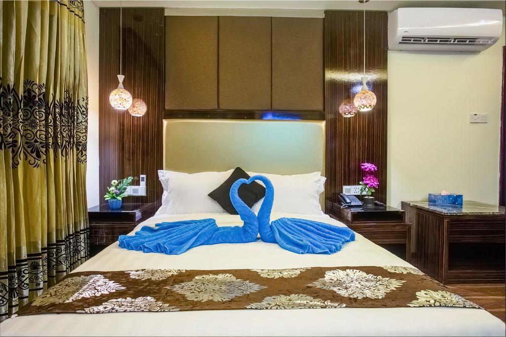 Hotel Noorjahan Grand Sylhet Dış mekan fotoğraf