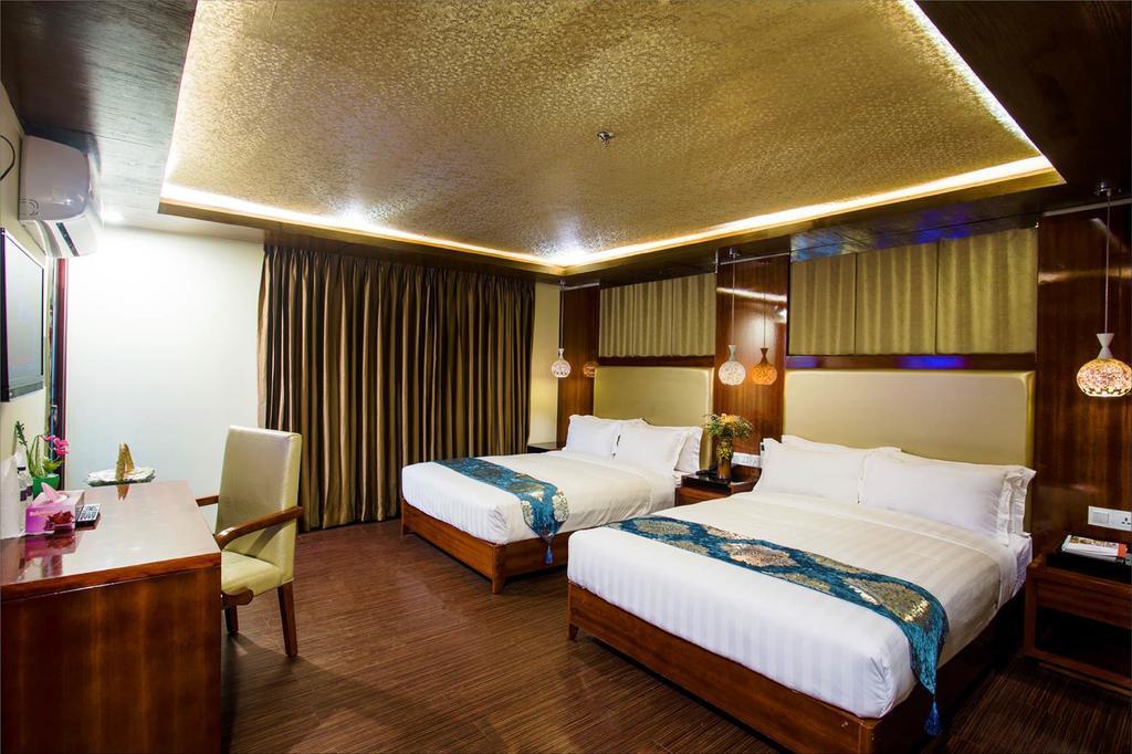 Hotel Noorjahan Grand Sylhet Dış mekan fotoğraf