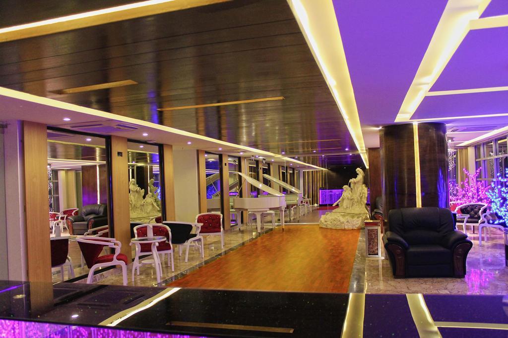 Hotel Noorjahan Grand Sylhet Dış mekan fotoğraf