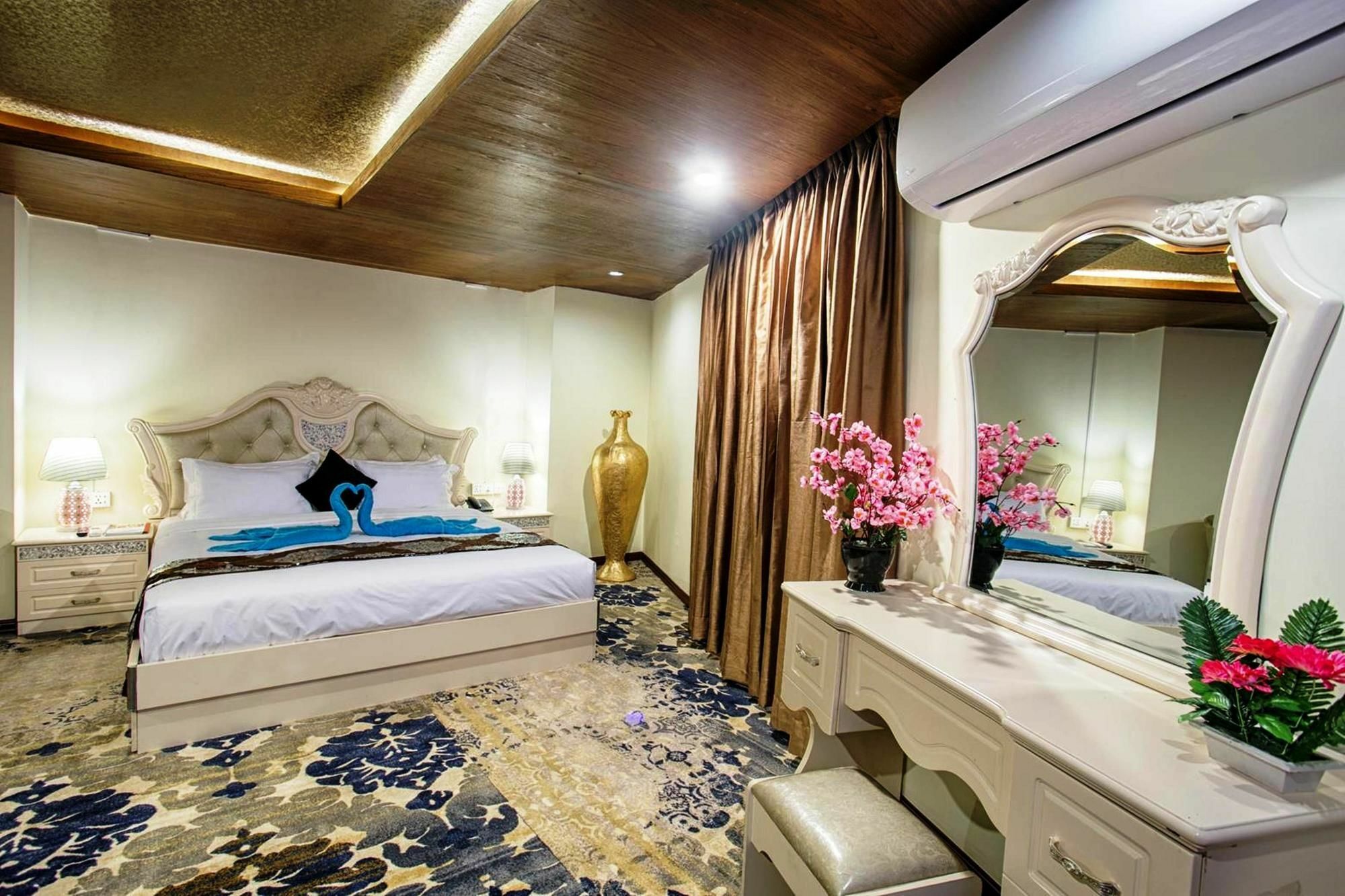 Hotel Noorjahan Grand Sylhet Dış mekan fotoğraf