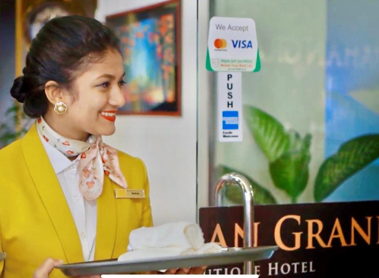 Hotel Noorjahan Grand Sylhet Dış mekan fotoğraf